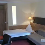 Bergfrieden 3*