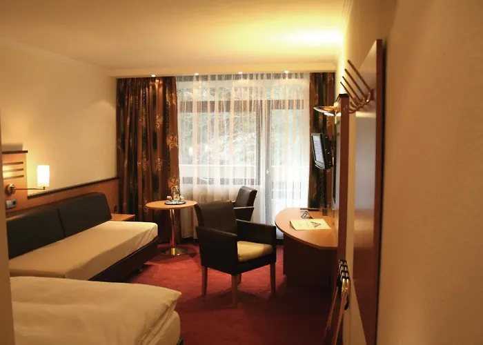 Hotel Bergfrieden 3*